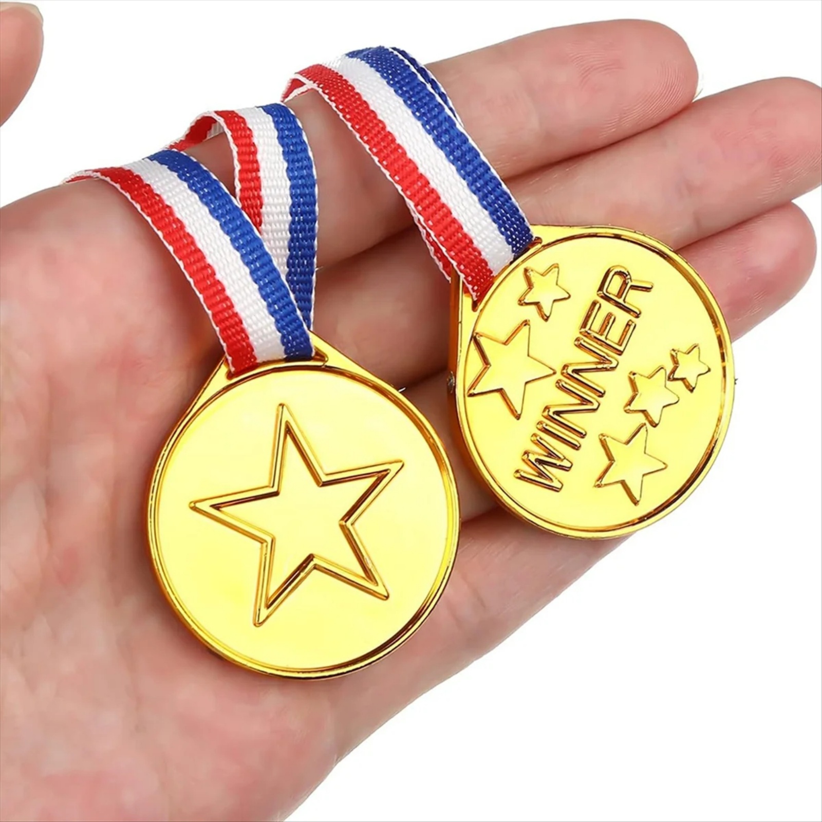 30Pcs 플라스틱 골드 우승자 메달 트로피 어린이 게 - Sports Equipment For Schools 리뷰 및 가격